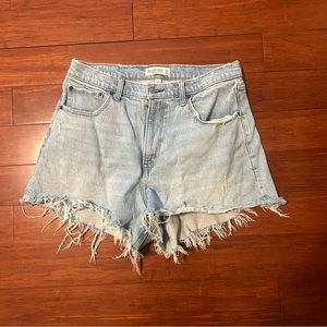Abercrombie curve love 90s high rise cut off short size 31/12